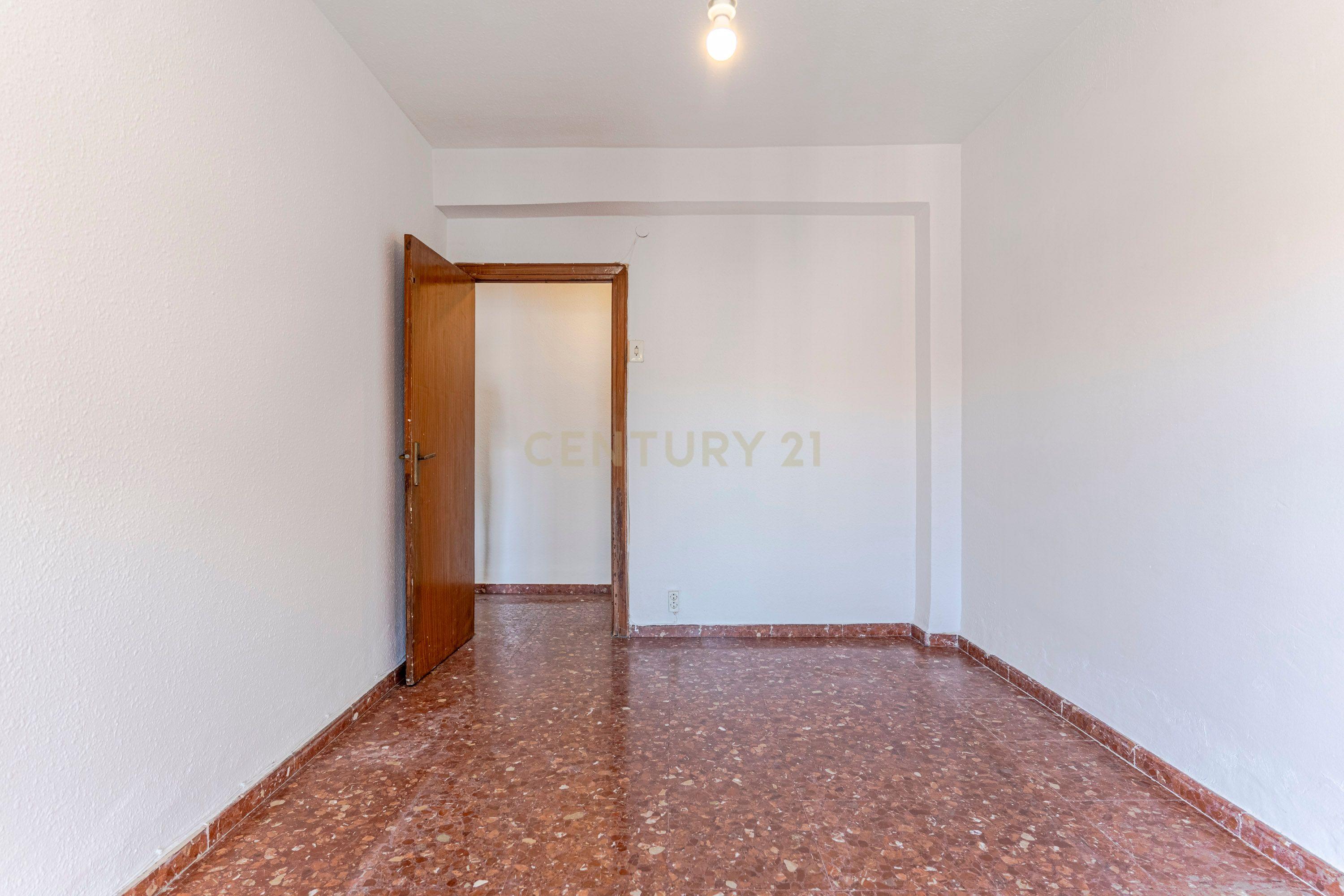 Espaçoso apartamento de 141 m2 no centro de Granada com vista panorâmica do Caminho de Ronda - Image 35