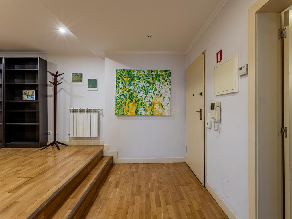 Arrendamento Apartamento T2 mobilado - Centro de Lisboa - Image 3