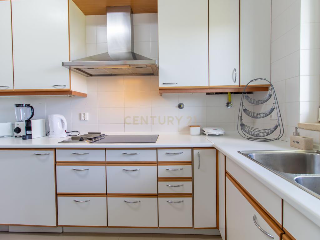 Apartamento T2 para arrendar - Belas Clube de Campo - Image 9