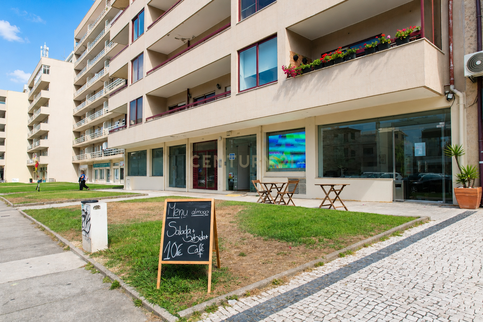 Fotografia 2 de Loja com 203 m² e Grande Potencial Comercial em Vila do Conde