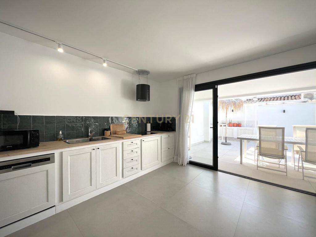  - Image 6