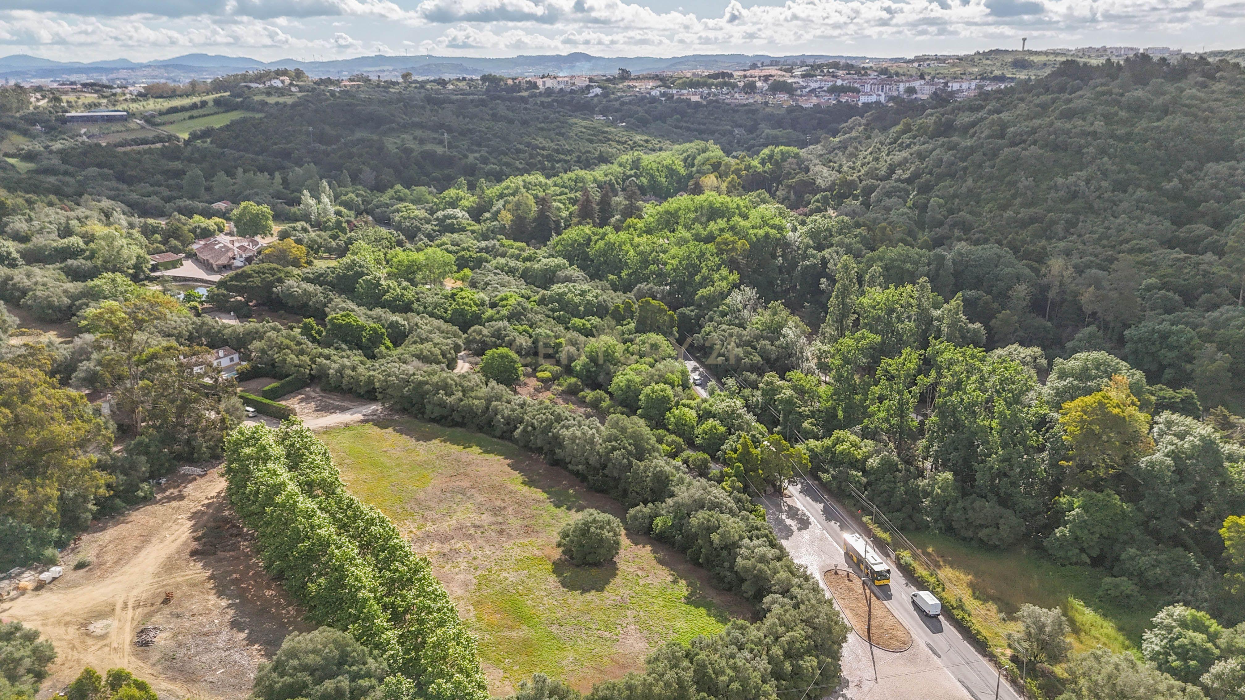 Fotografia 11 de Lote de Terreno para Construção de Moradia de Luxo | Lourel, Sintra | 1.106 m²