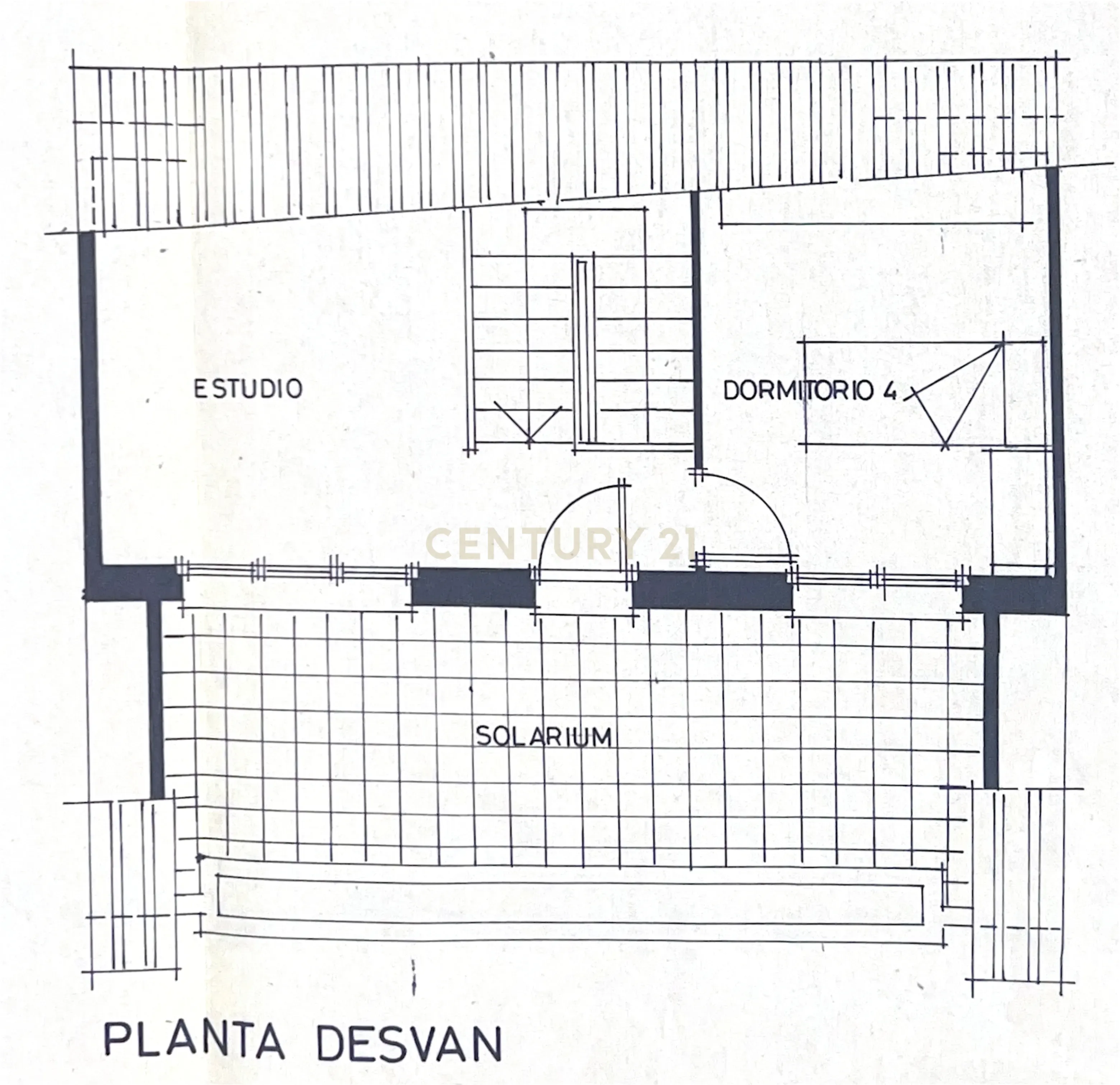 Casa Térrea em Barcelona: Oportunidade de Recuperação Única - Image 44