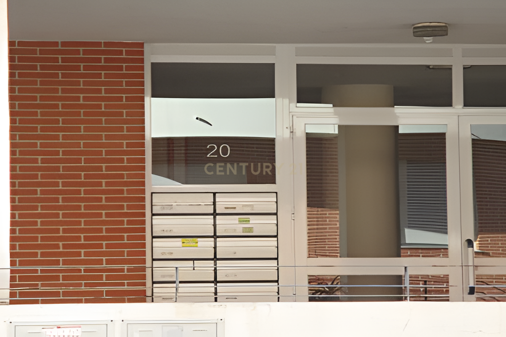 Apartamento T3 Urbanização Quinta Fonte da Prata - Image 3
