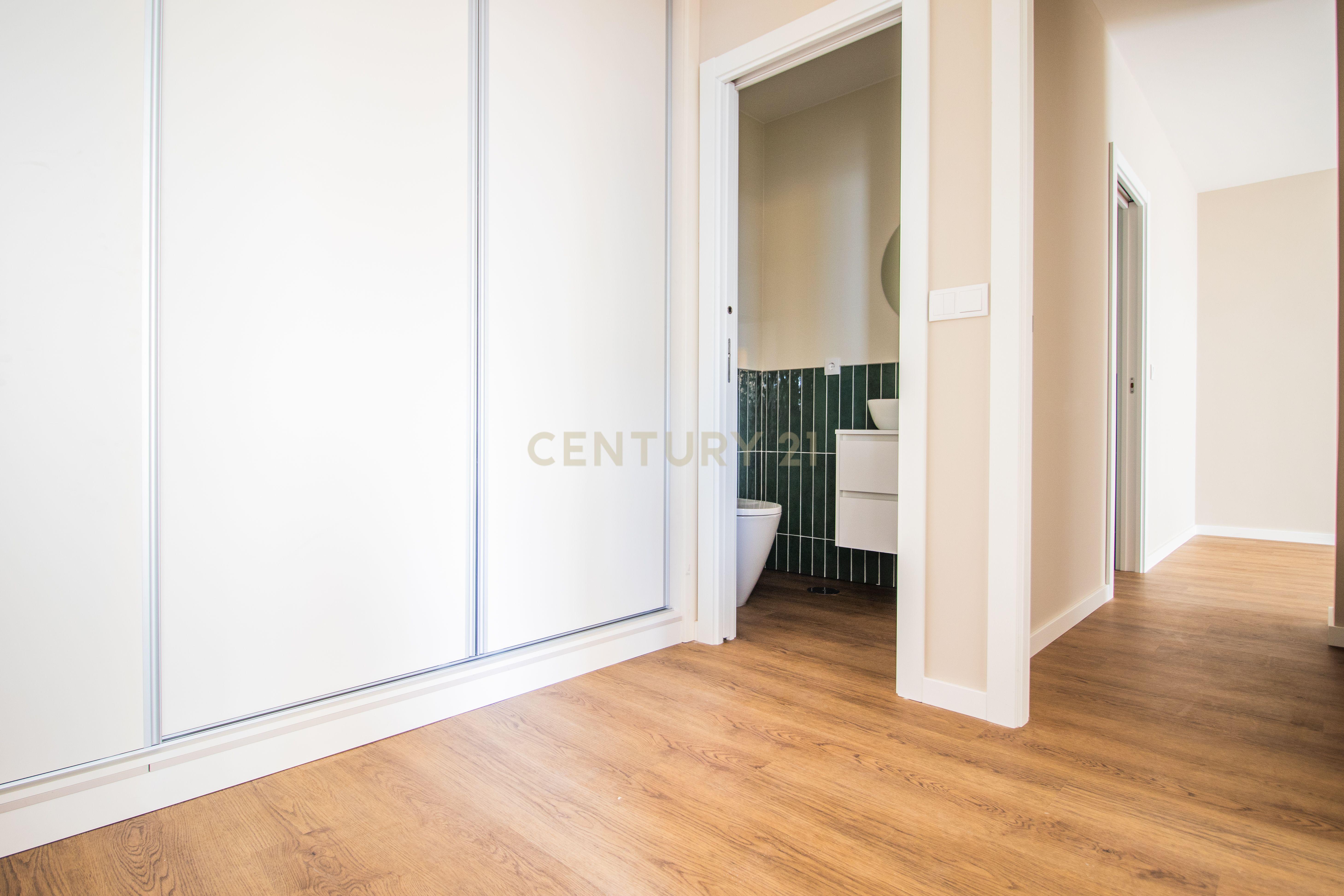 Fotografia 6 de Apartamento T2 remodelado na Praia de Quiaios