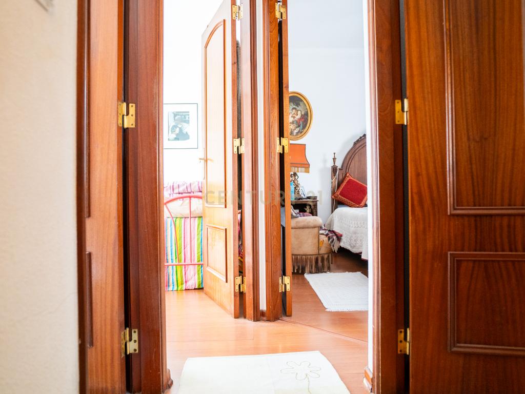 Moradia T3 – Caselas - Restelo - Image 20