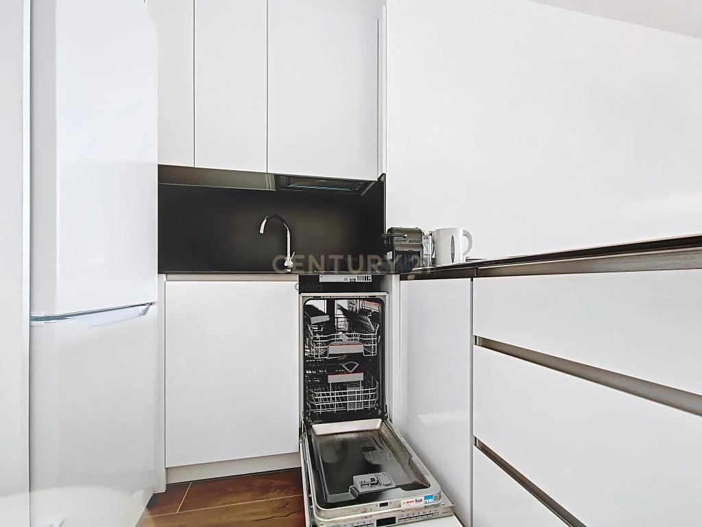  - Image 6