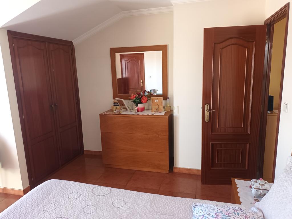 Vende-se apartamento T3 Duplex, zona das Antas, Porto - Image 31