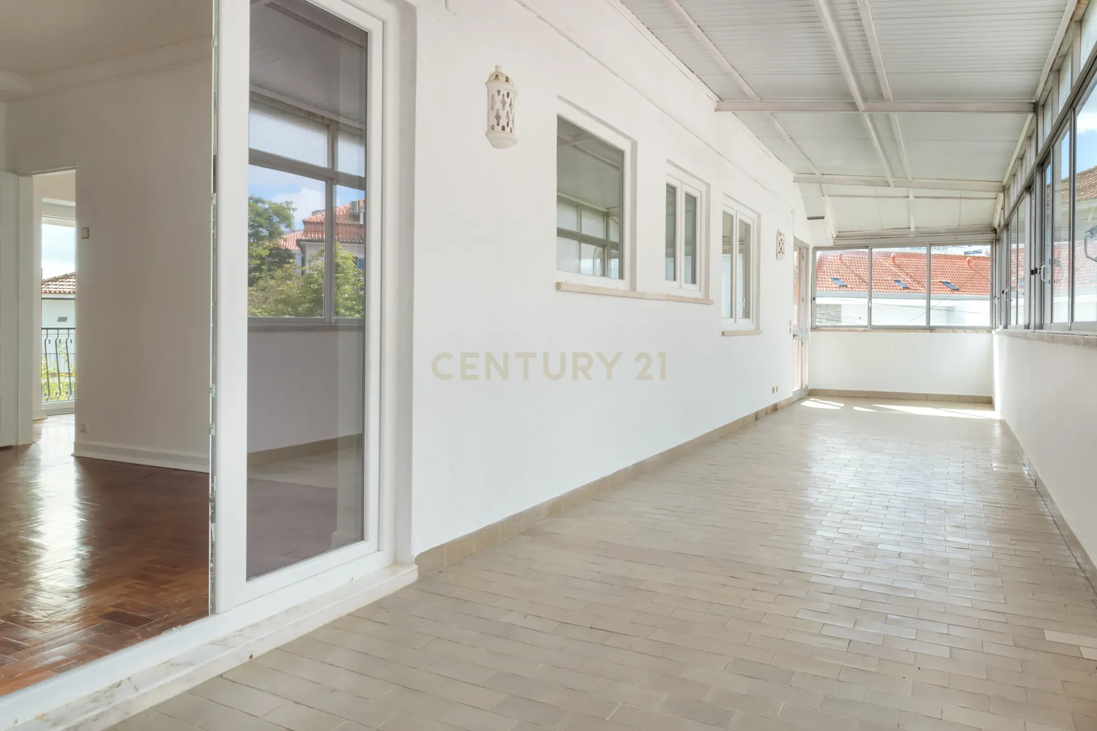 Moradia T3+2 para renovar em Alvalade, Lisboa. Em Venda! - Image 31