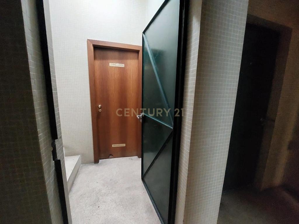 Apartamento T2 em Matosinhos com Garagem e Varanda - Image 17