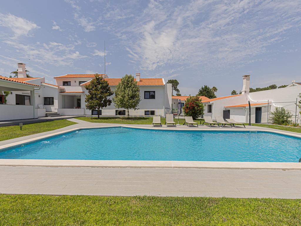 Moradia com piscina, lote com 2086m2 na Verdizela - Image 2