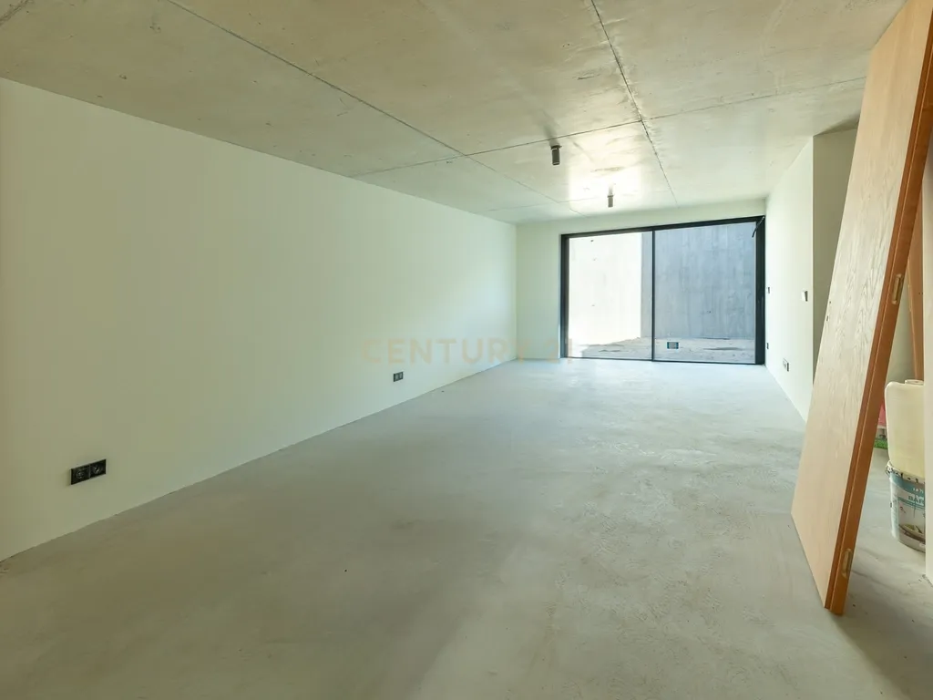 Moradia T6 com Projeto de Autor em Tróia/Comporta | Piscina, 3 Suites, Jardim Privado - Image 27