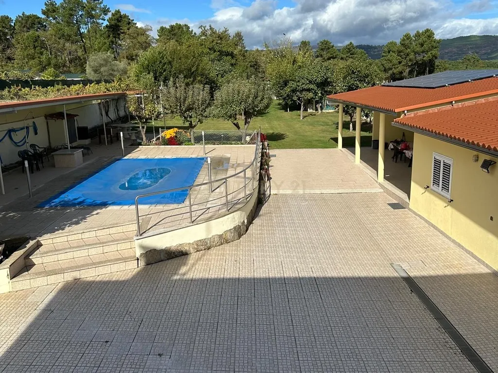 Luxuosa Moradia em Vale de Anta, Chaves - 4 Quartos e Piscina - Image 37