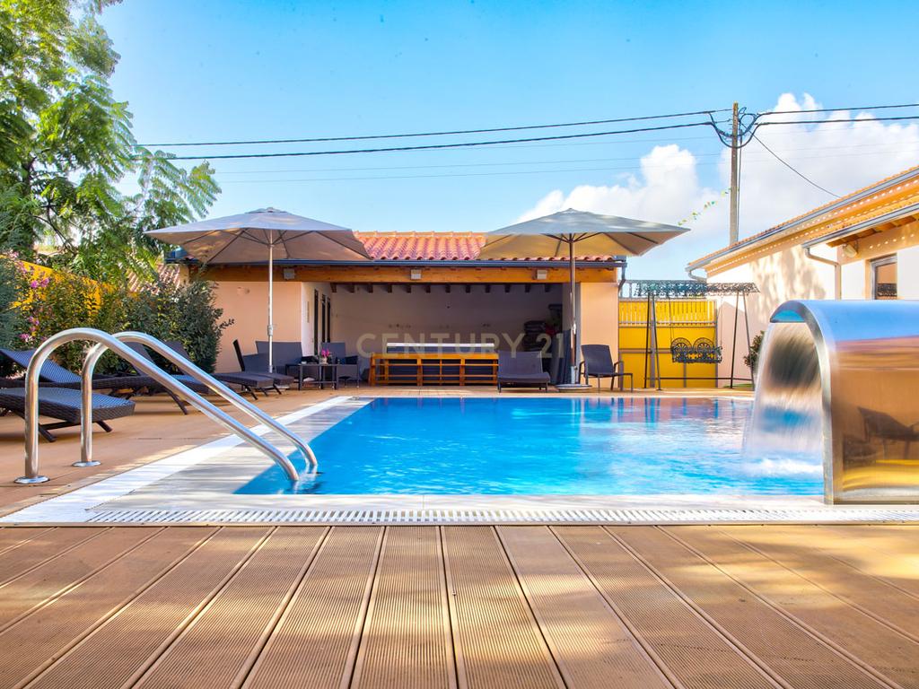 Propriedade T8 com Jardins, Lago e Potencial Alojamento - Localização Premium - Image 55