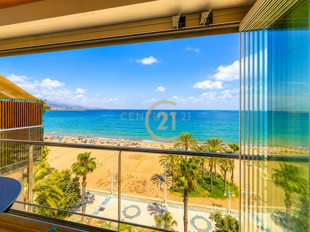 Apartamento em Primeira Linha de Praia com Vistas Frontais para o Mar – 3 Quartos, Garagem e Arrecadação - Image 35