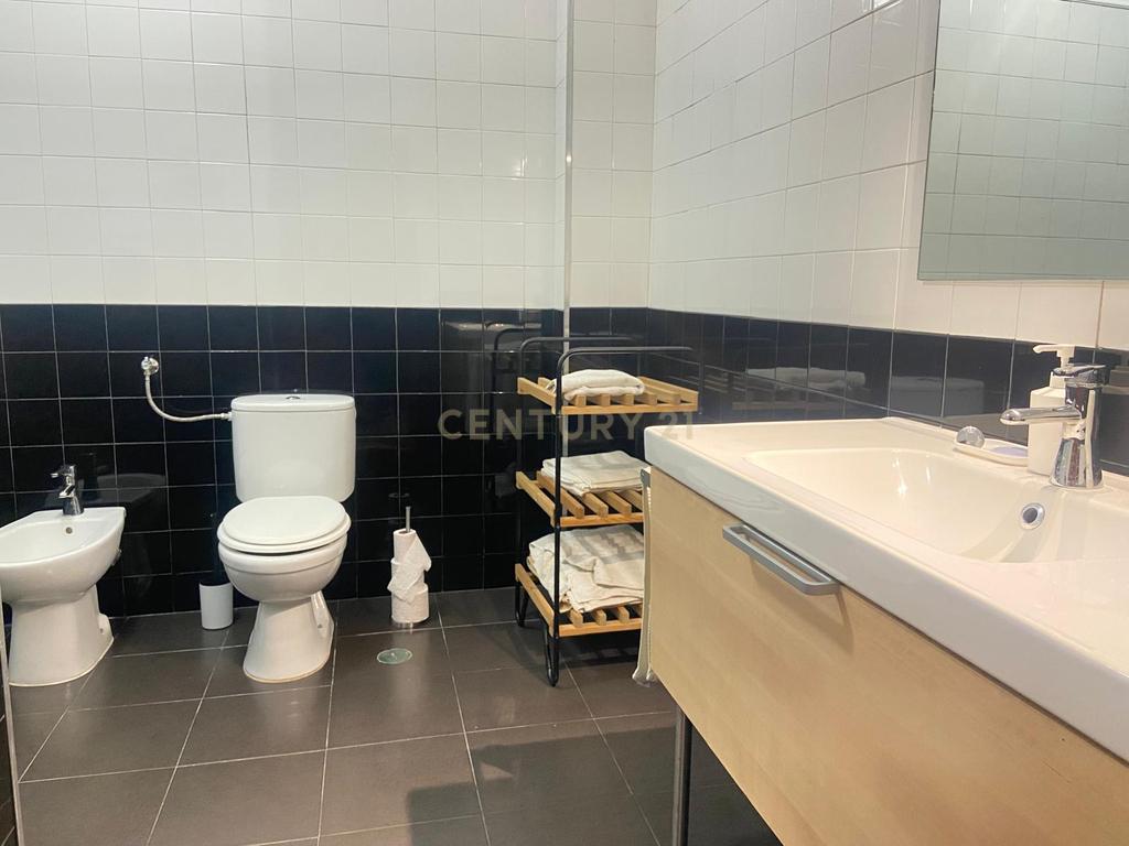 Apartamento T0 (88 m²) com terraço – Próximo de Cascais - Image 23