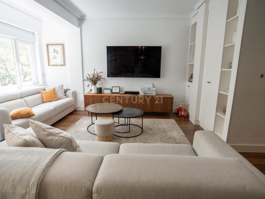 Apartamento Exclusivo com Terraço no Coração do Bairro de Salamanca – Zona Goya - Image 2