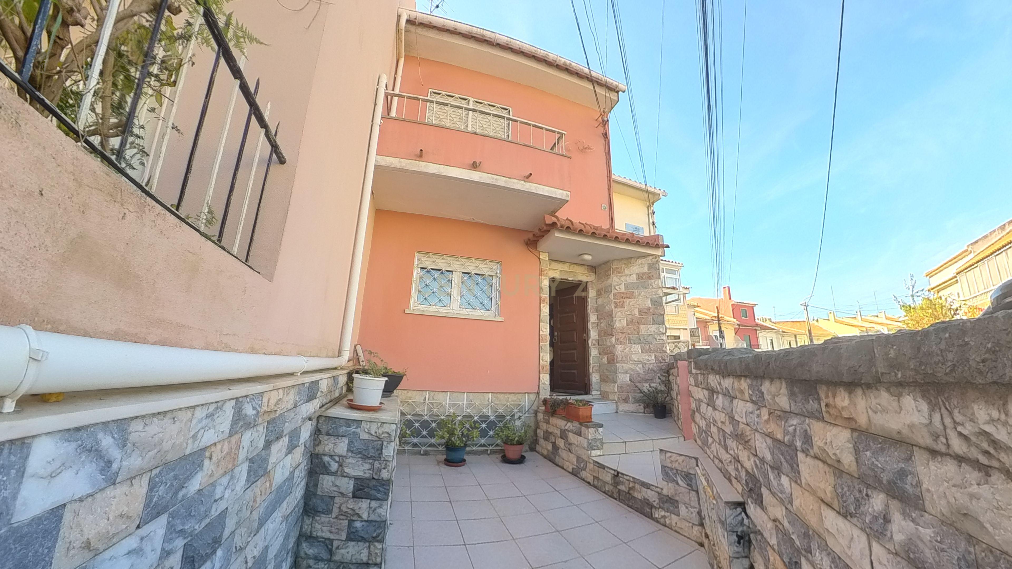Moradia T2+T1 no Bairro de São José, Cascais - Image 3