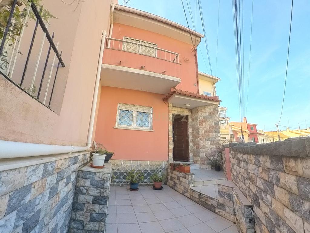 Moradia T2+T1 no Bairro de São José, Cascais - Image 3