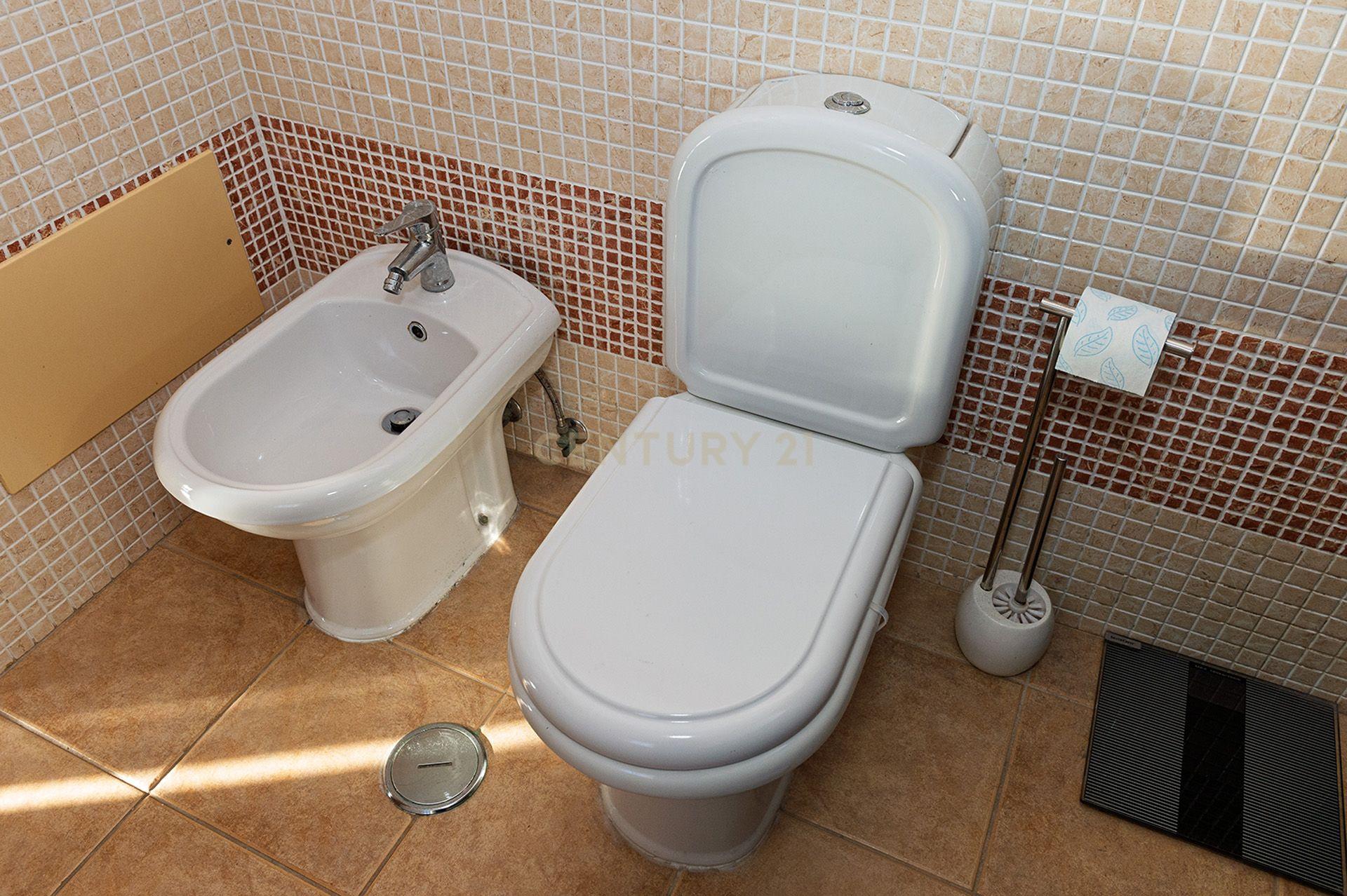 Apartamento T3 em Odivelas com Piscina e Estacionamento para 4 carros - Image 41