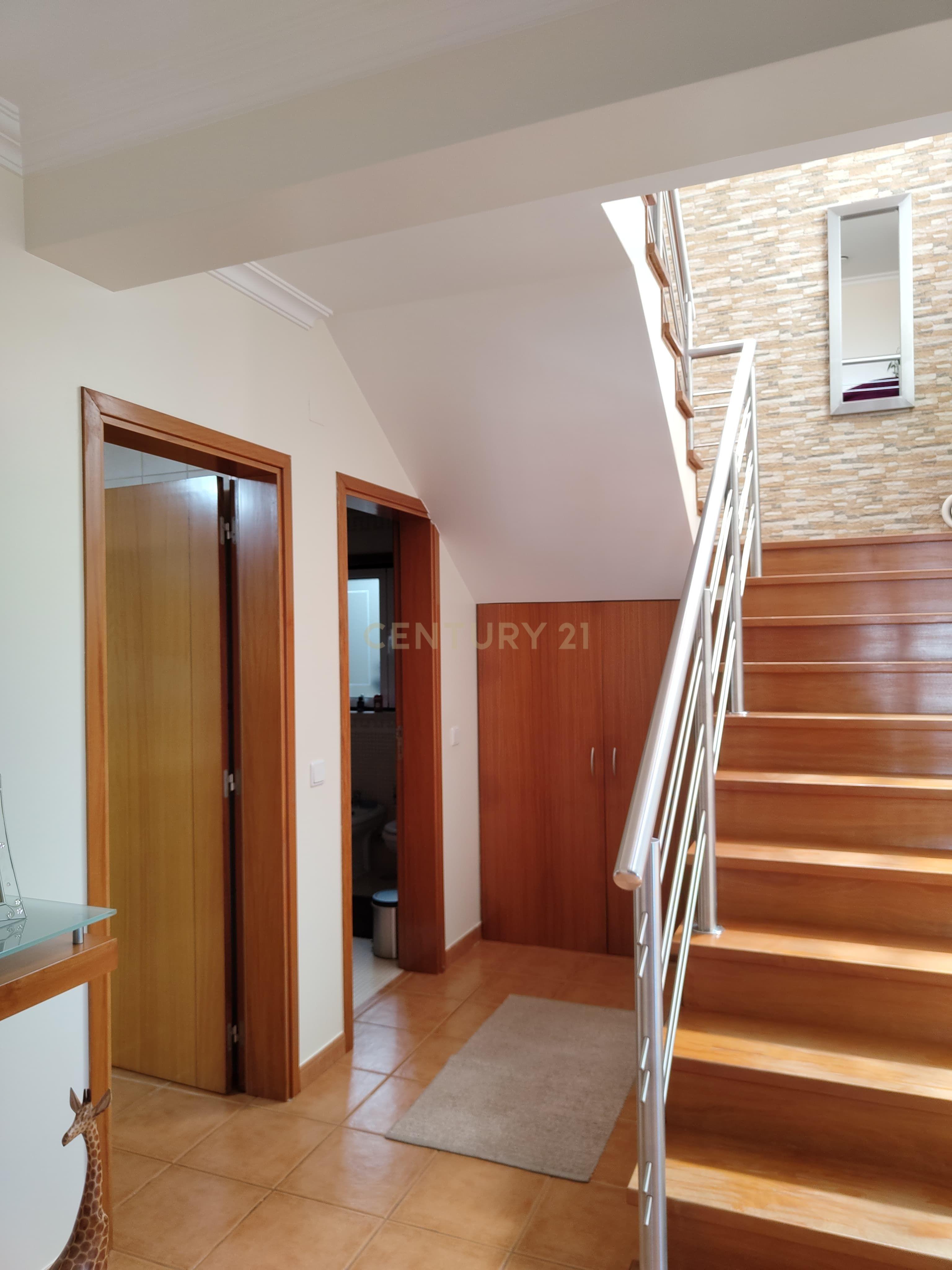 Moradia T4 com piscina em Gaeiras, Marinha Grande. - Image 20