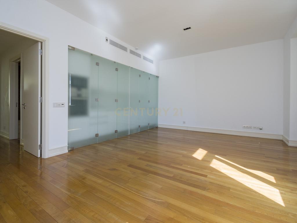 Apartamento T2 de Charme para Arrendamento na Avenida da Liberdade - Image 28