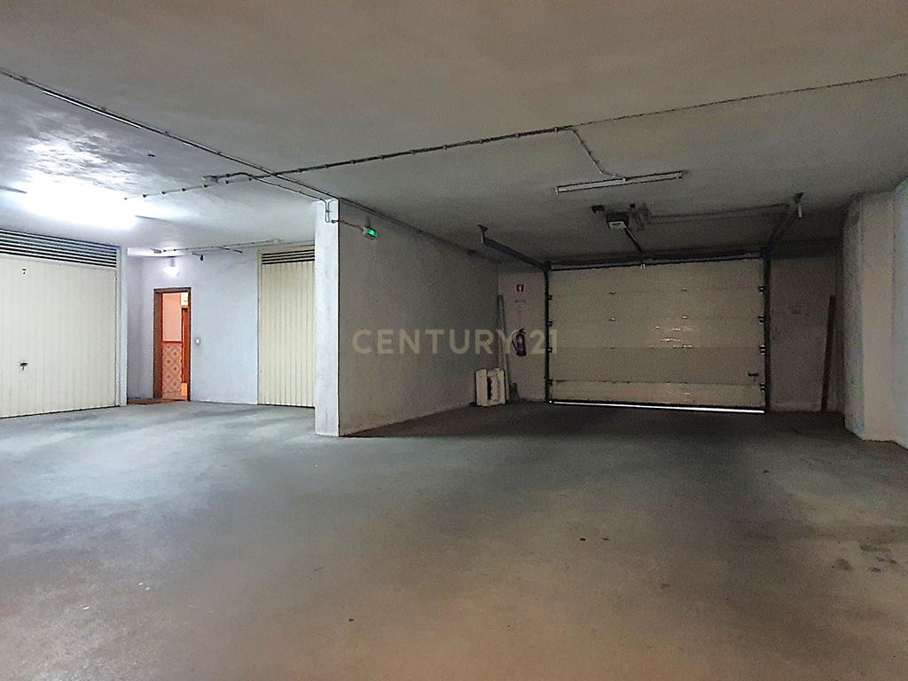 Apartamento T2 Centro da Cidade I  Garagem I Elevador - Image 22