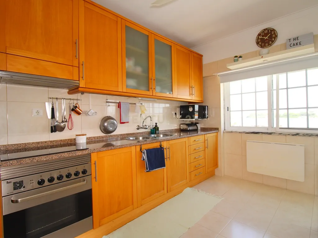 Apartamento T2 na Amora , Seixal - Image 6