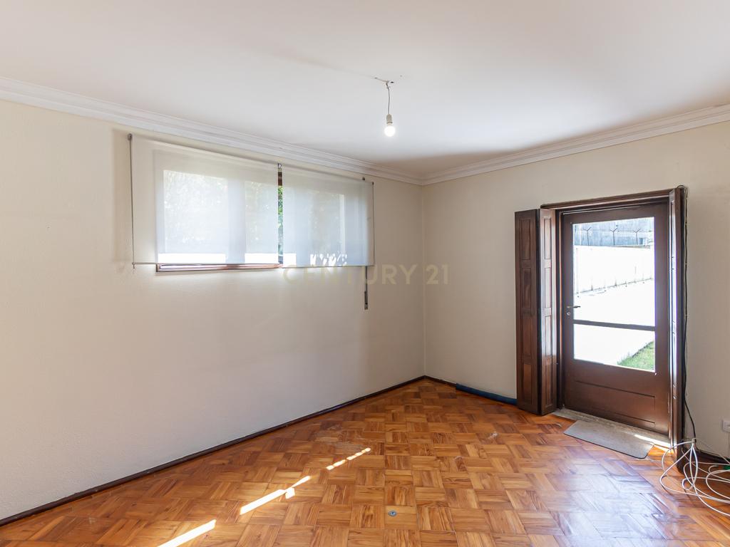 Andar Moradia T5 – Antas, Avenida Fernão de Magalhães – Porto - Image 14