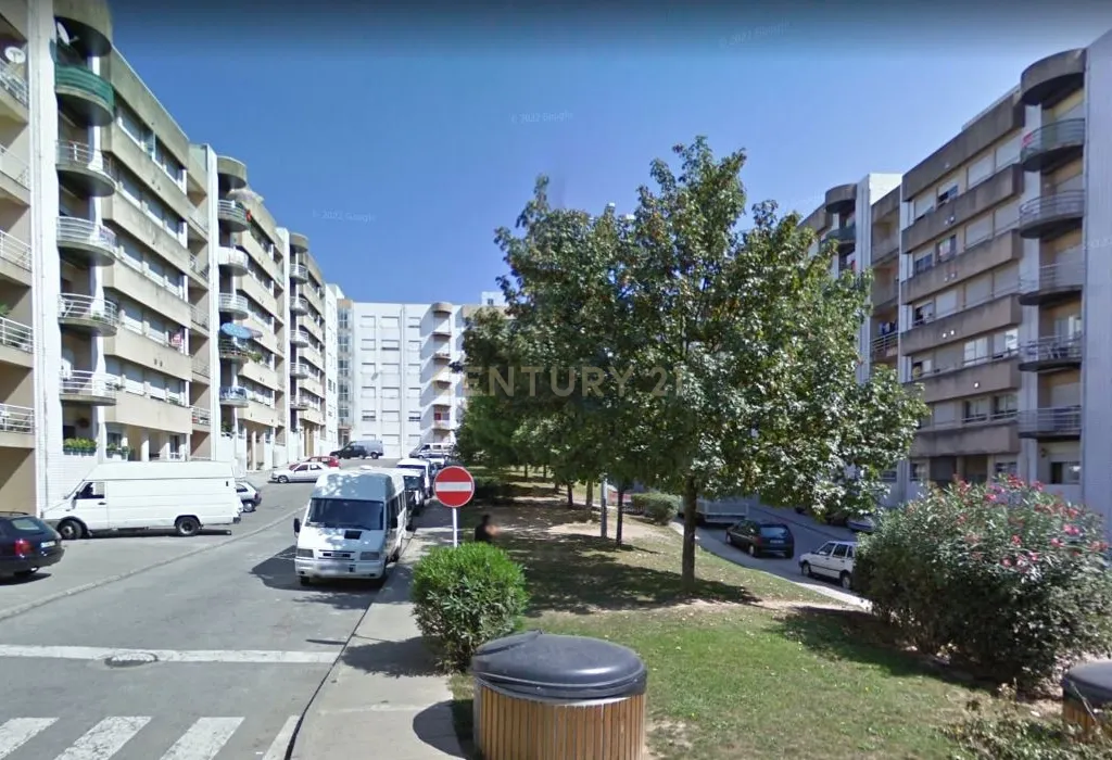 Apartamento T3 com elevador em Caldelas, Guimarães | ZTRE-05103 - Image 4