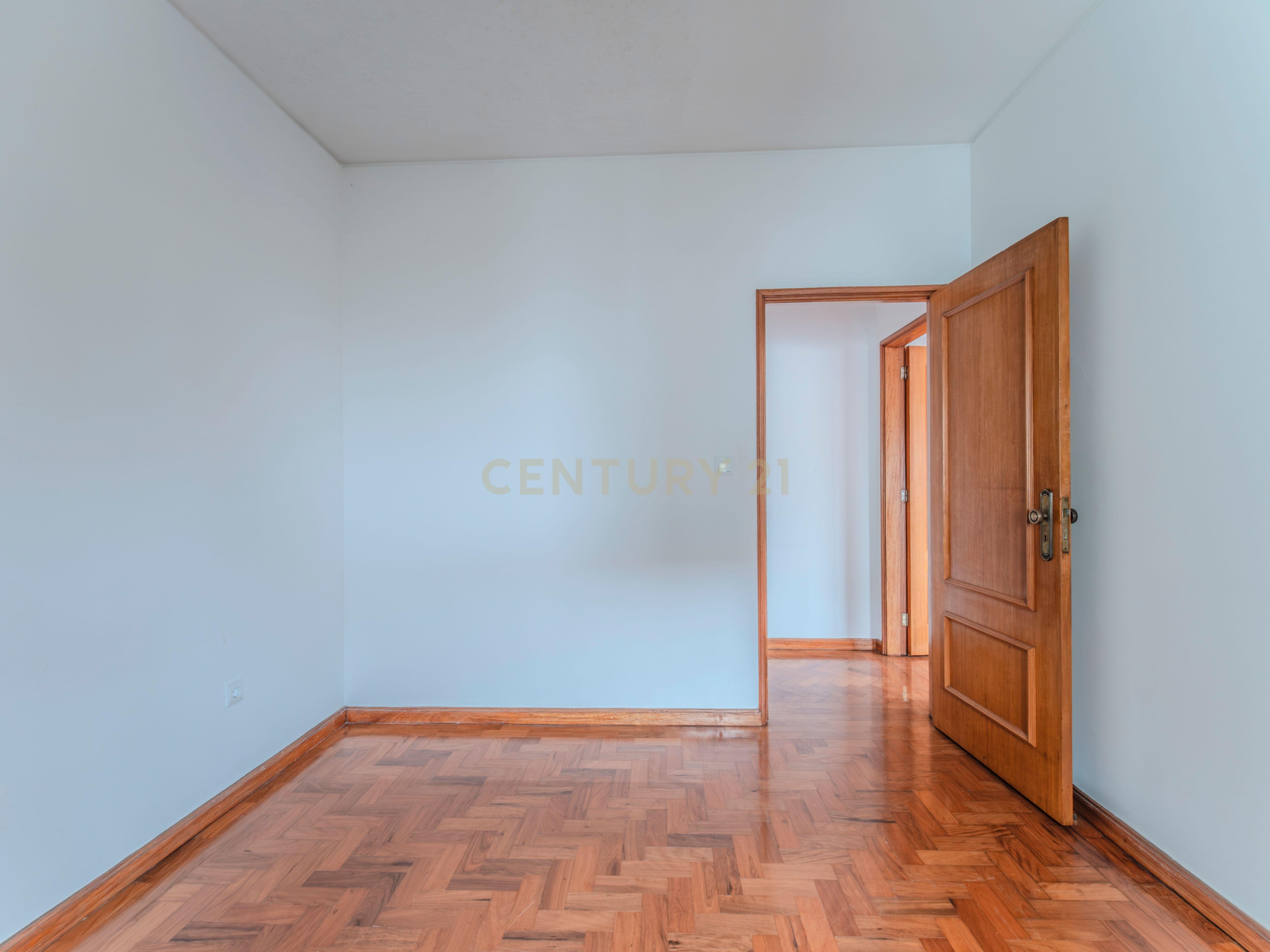Fotografia 5 de Moradia T4 em Matosinhos com Jardim e Vista para a Cidade