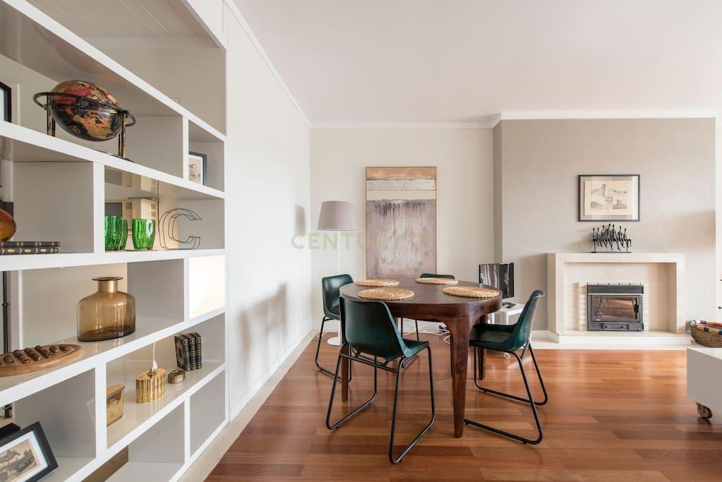 Apartamento T3 Renovado para Arrendamento no Edifício Navegador – Cascais - Image 3