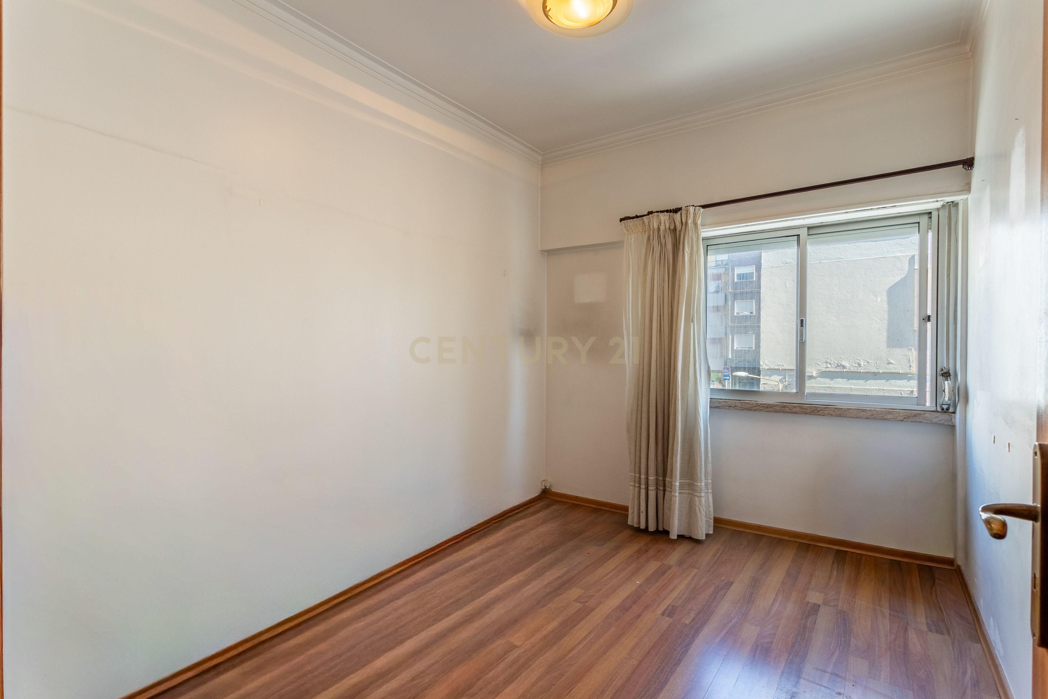 Fotografia 12 de Apartamento T2 em Sacavém