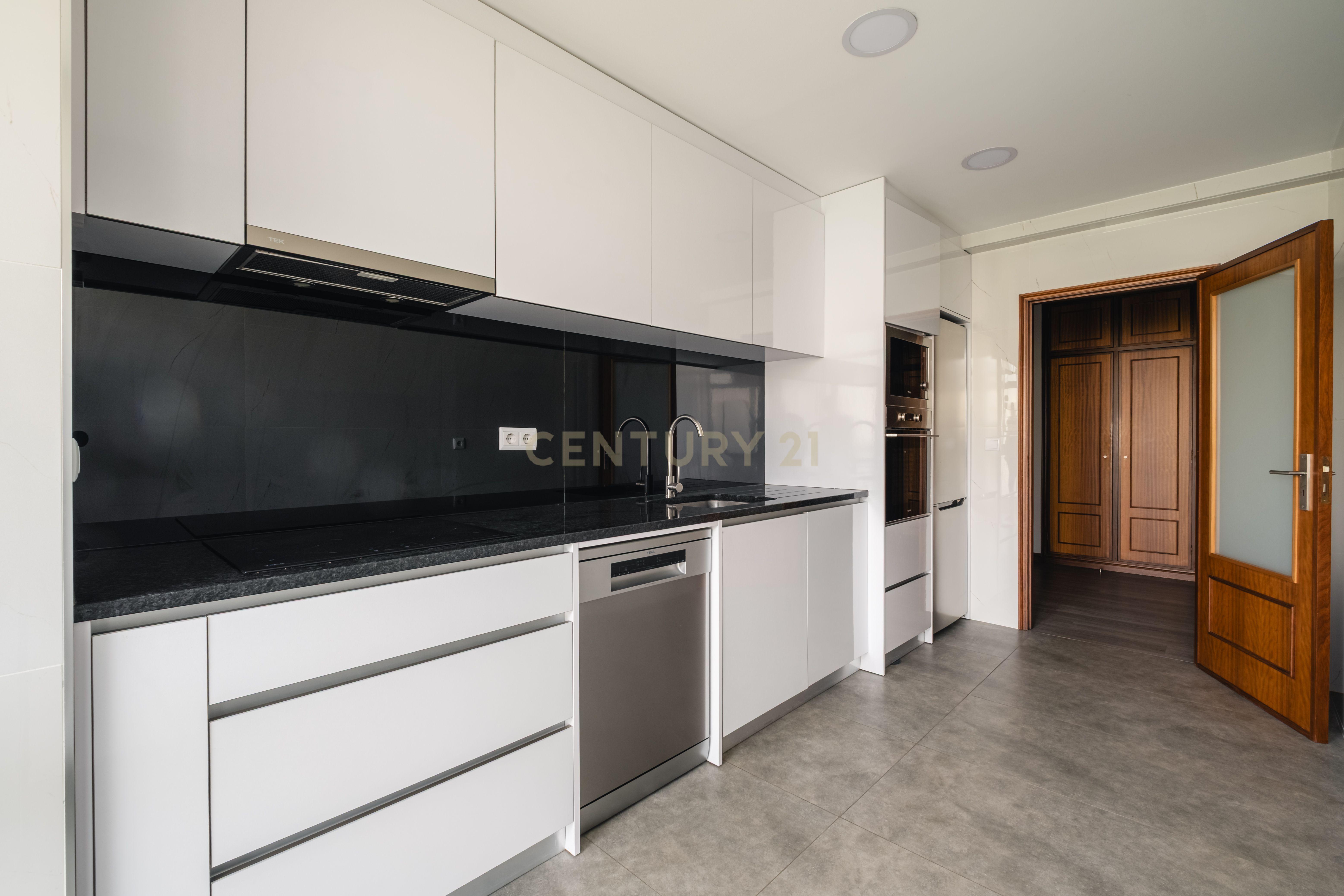 Fotografia 5 de Apartamento Renovado T2 em Vila Nova de Gaia