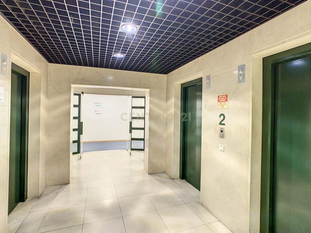 Escritório com 157 m2 na Av. Columbano Bordalo Pinheiro, Lisboa - Image 7