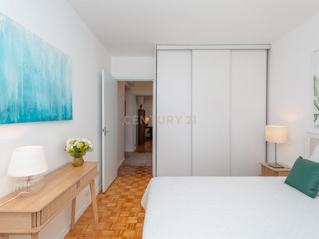 Apartamento T2 para arrendamento em Alfornelos, Amadora - Image 10