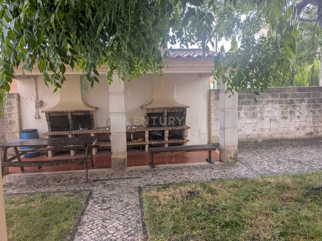 T1 para arrendamento em Condomínio Fechado com Piscina - Image 21