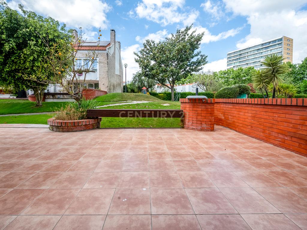 Moradia T4+1 em Condomínio Privado – Parque das Nações, Lisboa - Image 36