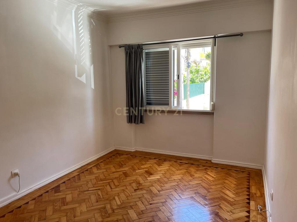 Apartamento T2 em Odivelas - Perto de Todas as Comodidades - Image 7