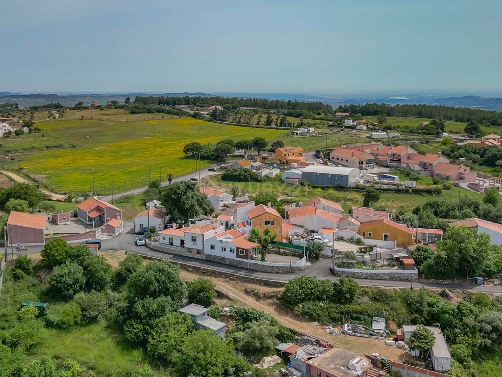 Moradia T2 com jardim e vista serra - qualidade de vida a 30 minutos de Lisboa | Arruda dos Vinhos - Image 33