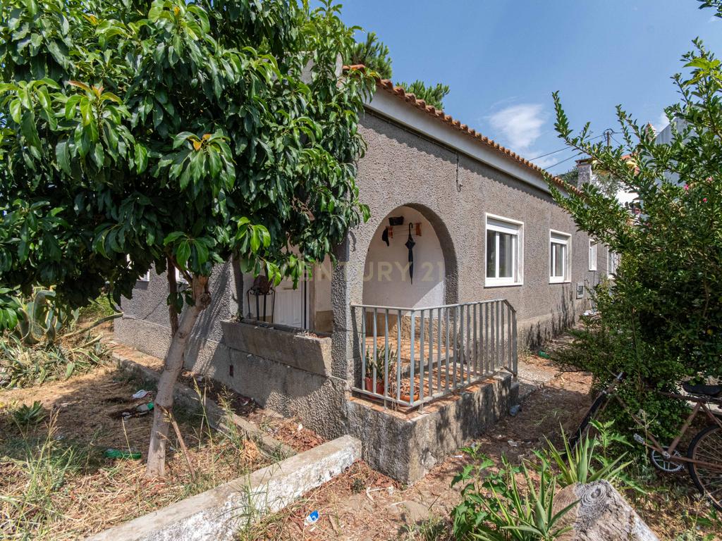 Moradia T3 em São João dos Montes - Image 1