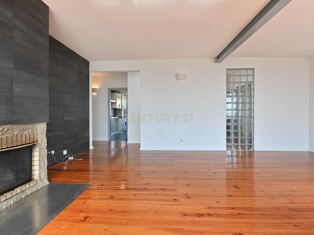 T2 - Carcavelos (Cascais) - Totalmente remodelado e equipado - Image 20