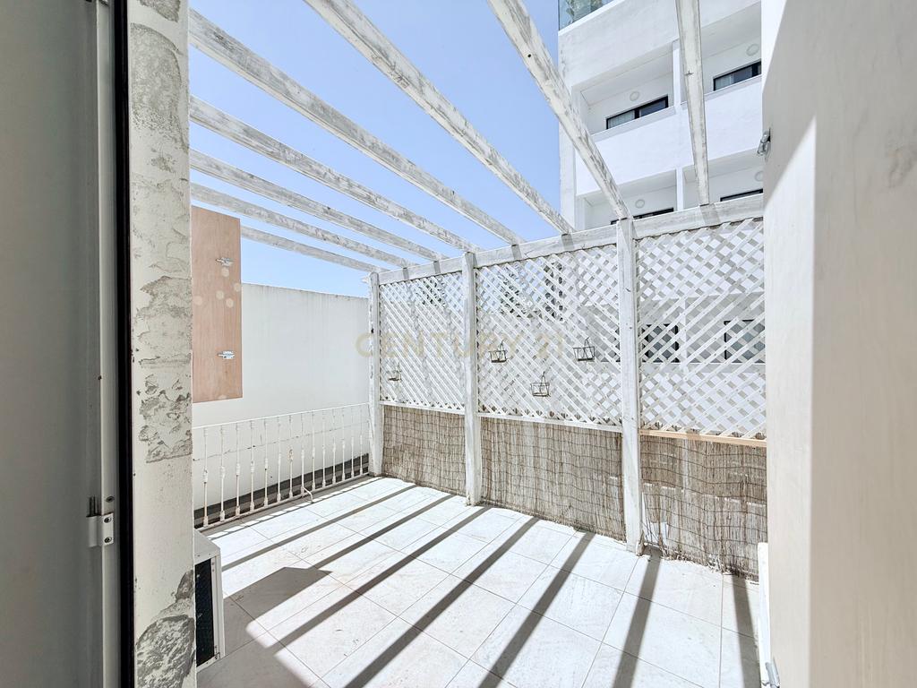 Apartamento T3 Duplex no coração da Baixa de Olhão - Image 32