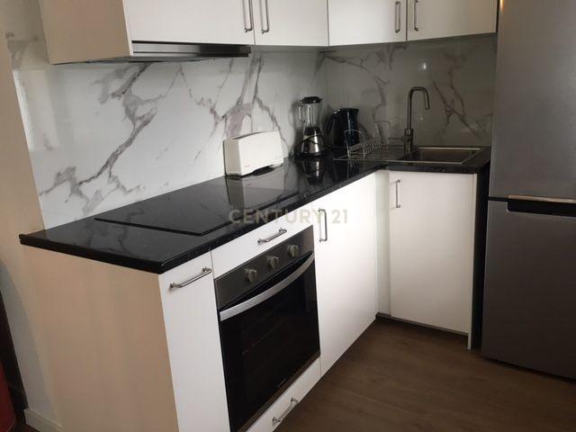 Apartamento T1 mobilado, para arrendar em Costa de Caparica, Almada - Image 1