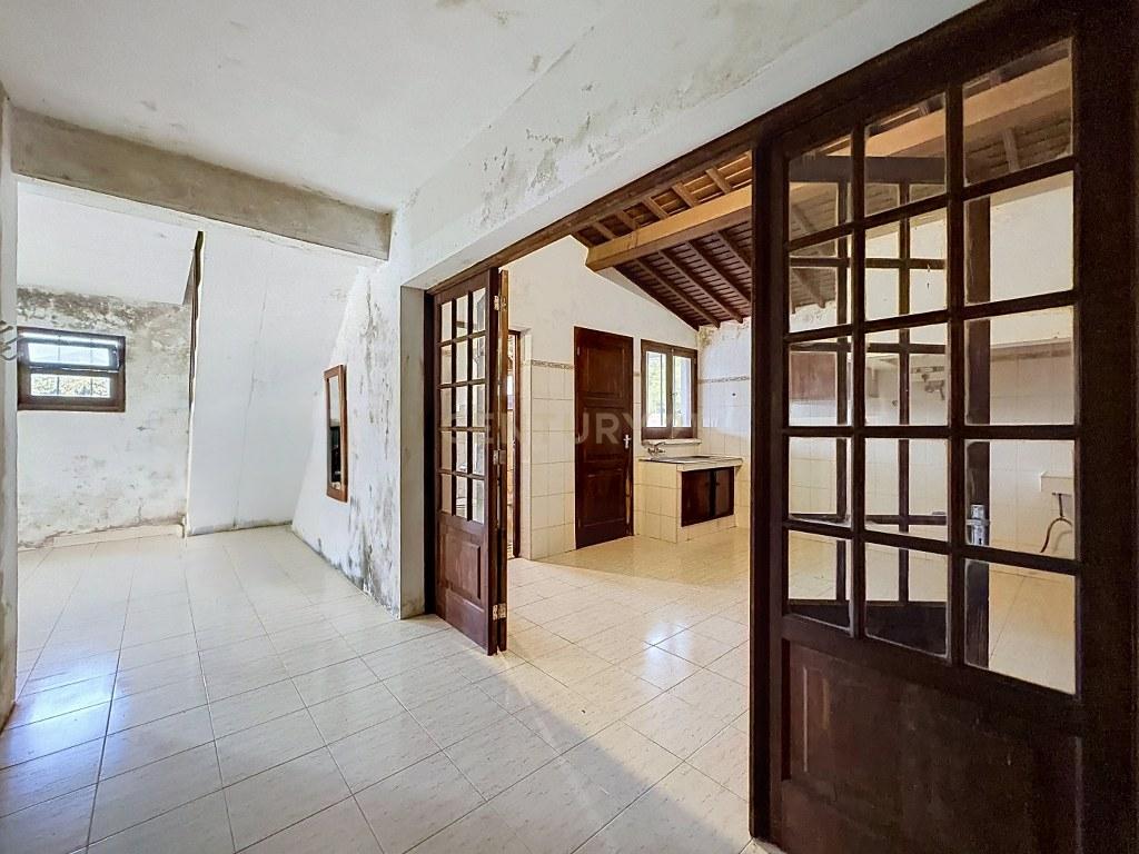 Moradia T3+1 térrea com garagem, jardim e amplo terreno — Aflitos, Fenais da Luz - Image 45