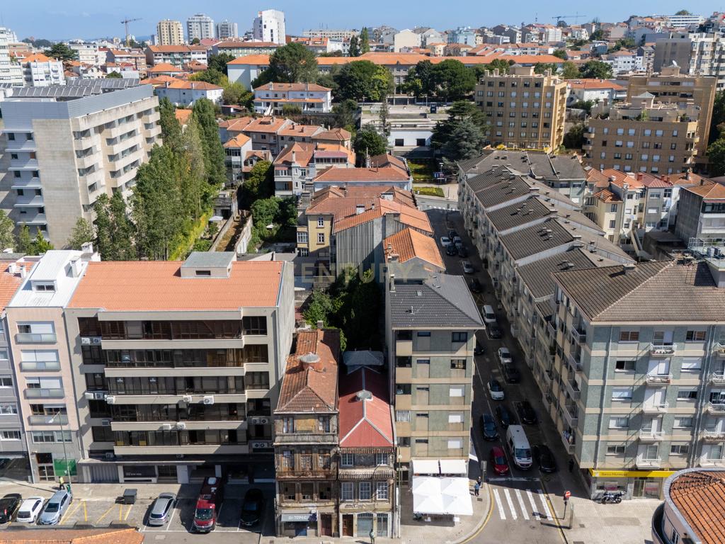 Imóvel de Investimento Estratégico na Boavista, Porto - Image 1