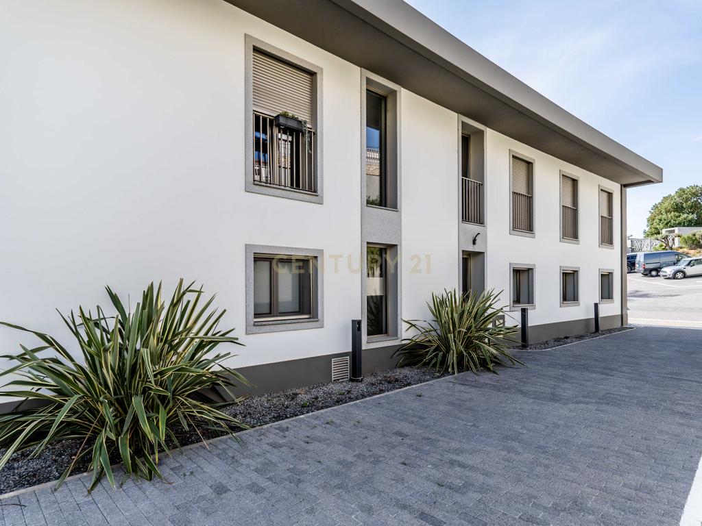Luxuoso apartamento T2+1 com vista mar - Albufeira - Image 37