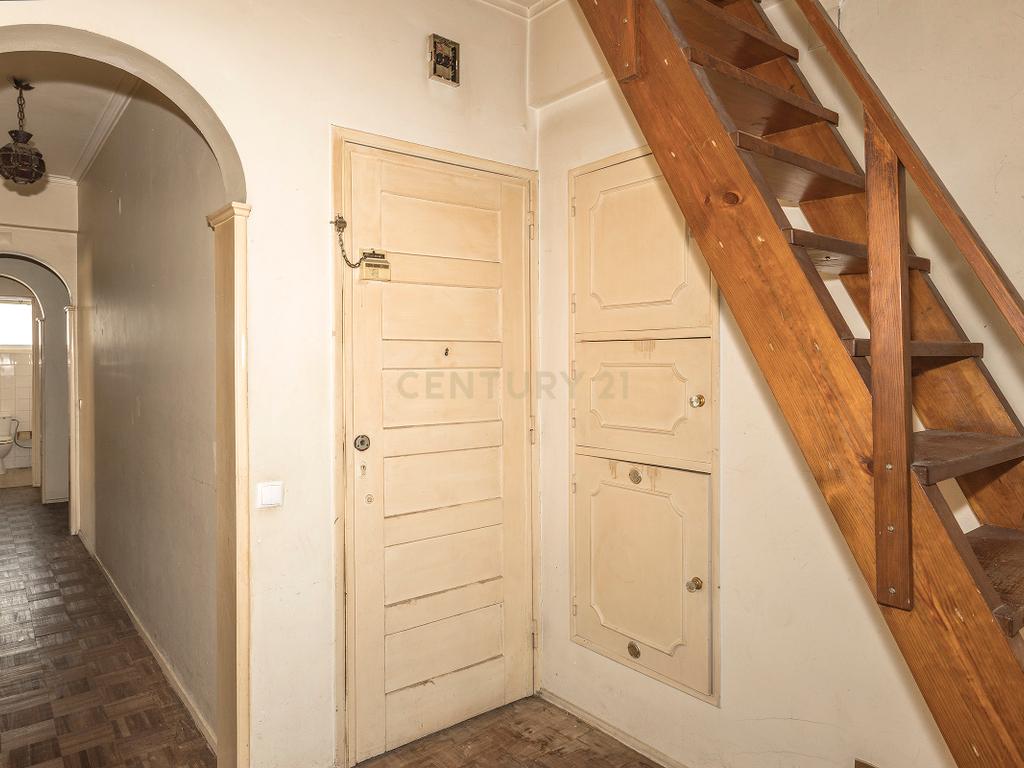 Apartamento T6 | Último Andar | 226m² | Quinta das Palmeiras, Oeiras - Image 24