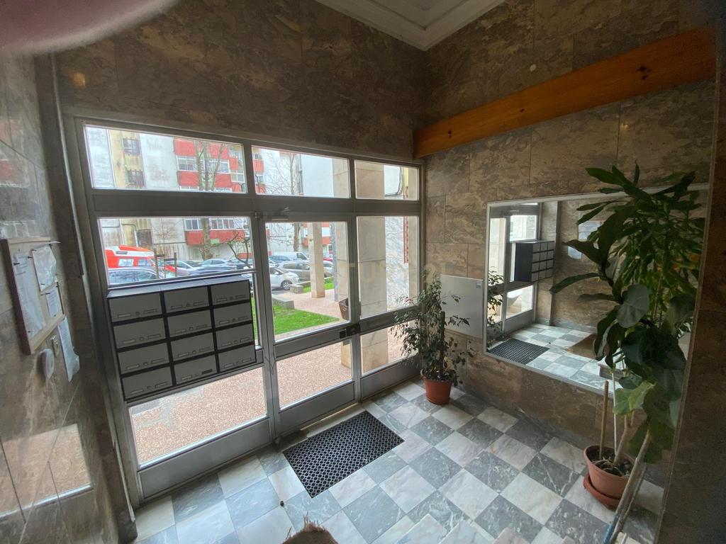 Apartamento T2 para Arrendamento - Image 4