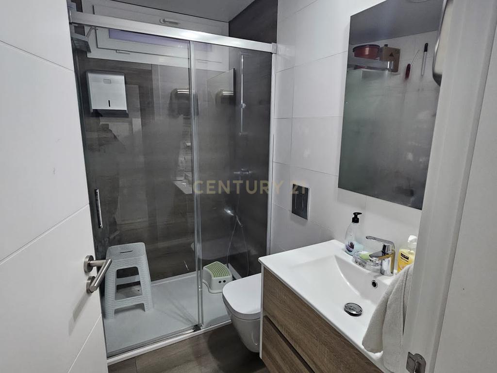 Moradia T4+1 de Luxo em Famões – Elegância, Conforto e Localização Premium - Image 26